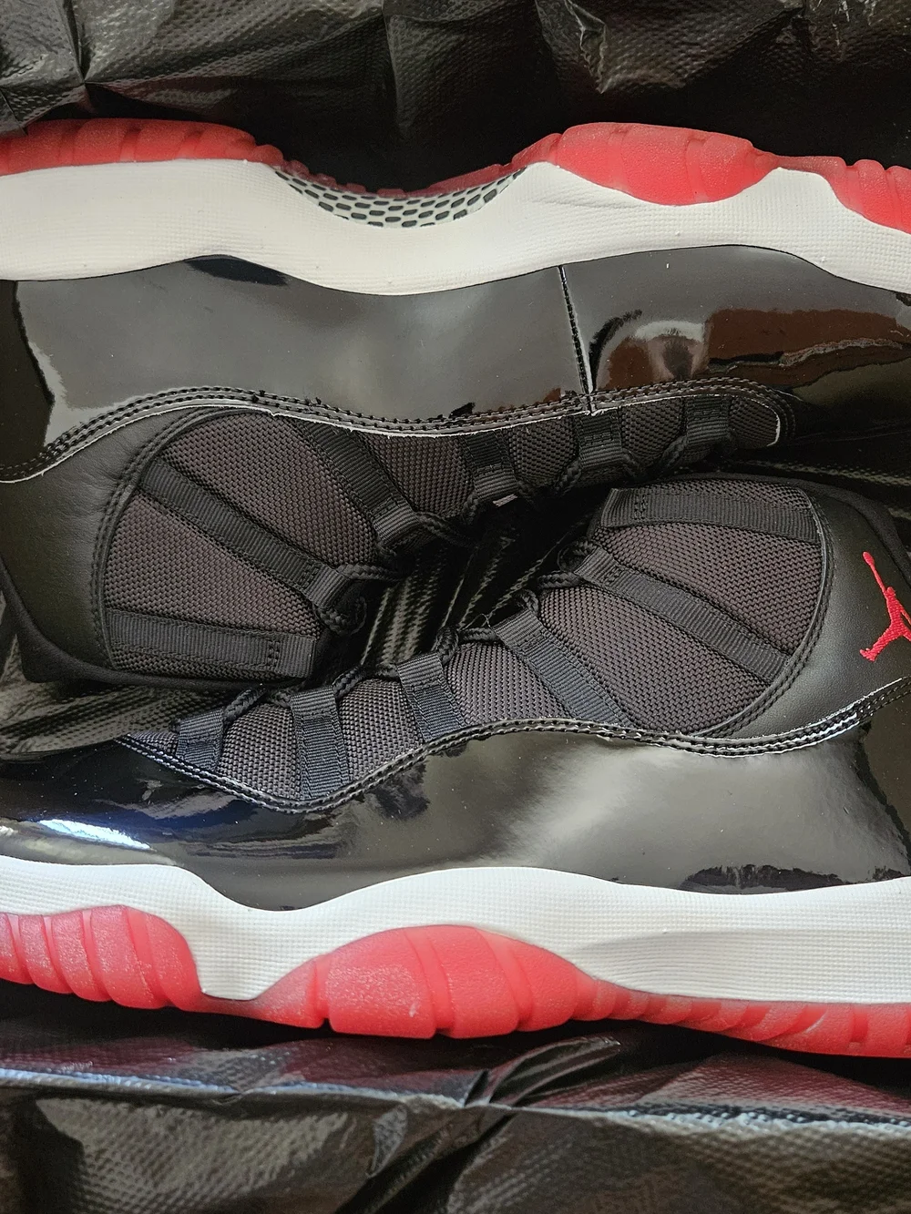 Air Jordan 11 Retro Black/Red